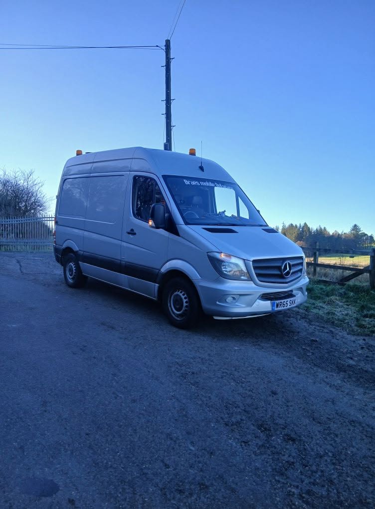The Braes Mobile Autocare service van on a callout